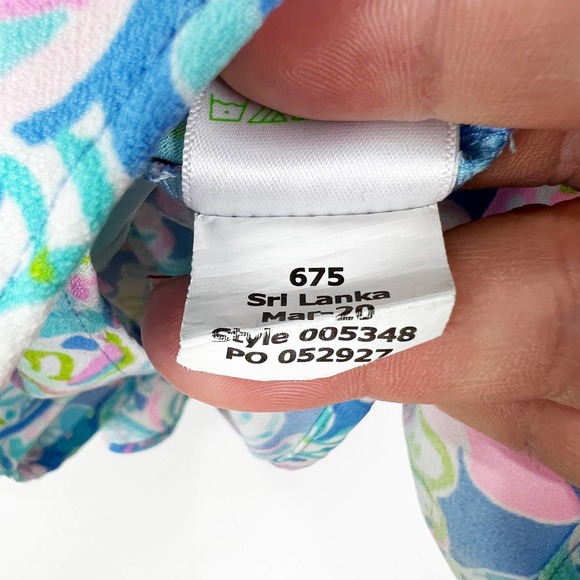 Lilly Pulitzer Masey Short Sleeve Romper In blue Carnivale Coral Size 2 - Picture 7 of 10